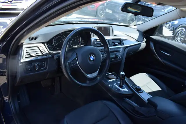 BMW 3 Series view 8