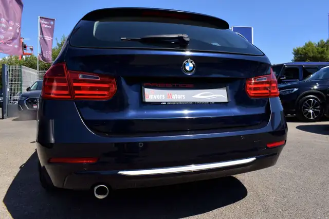 BMW 3 Series view 13