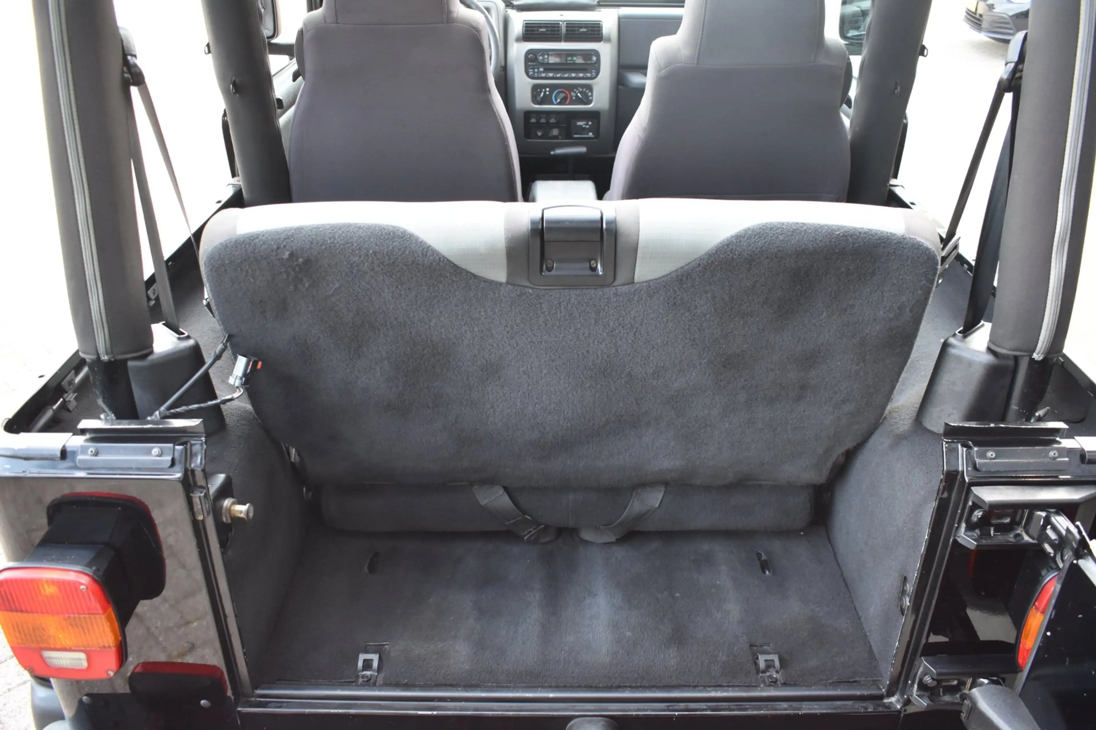 Jeep Wrangler 4.0i Hardtop Sahara '06 Cruise Airco Hardtop/Softt — photo 8