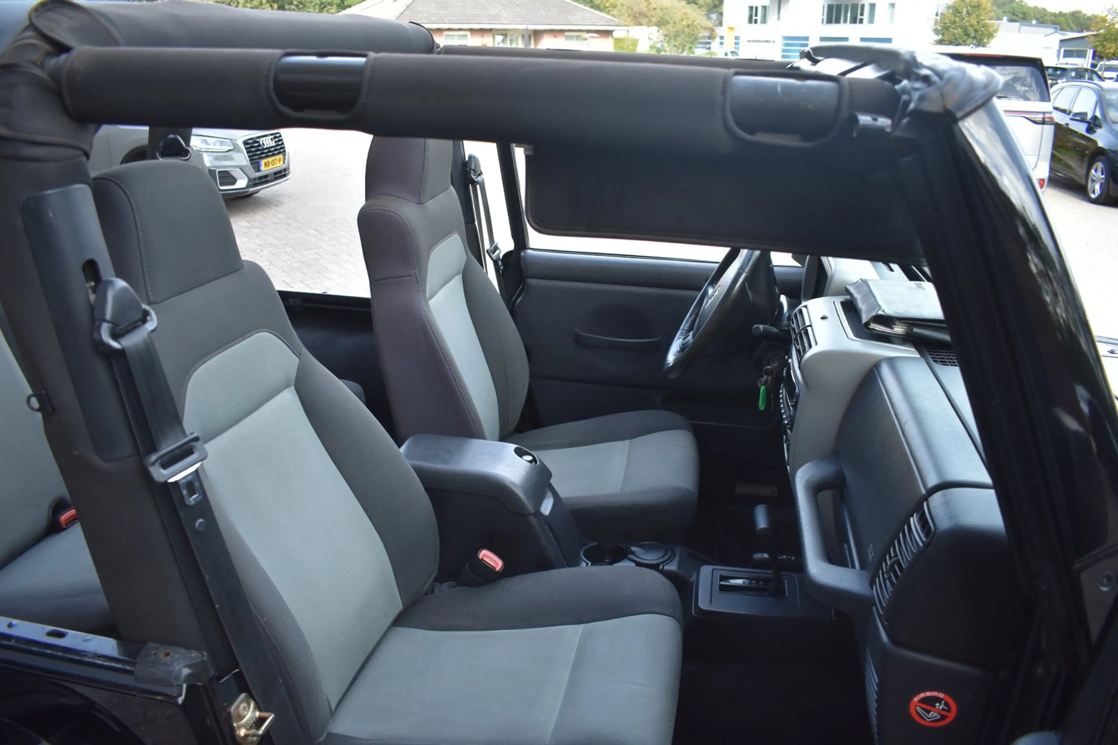 Jeep Wrangler 4.0i Hardtop Sahara '06 Cruise Airco Hardtop/Softt — photo 3