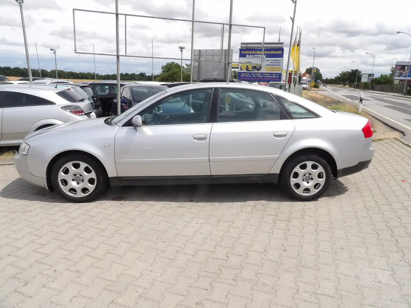 Audi A6 2.4 quattro, Klima, HU-AU NEU Gris - 2