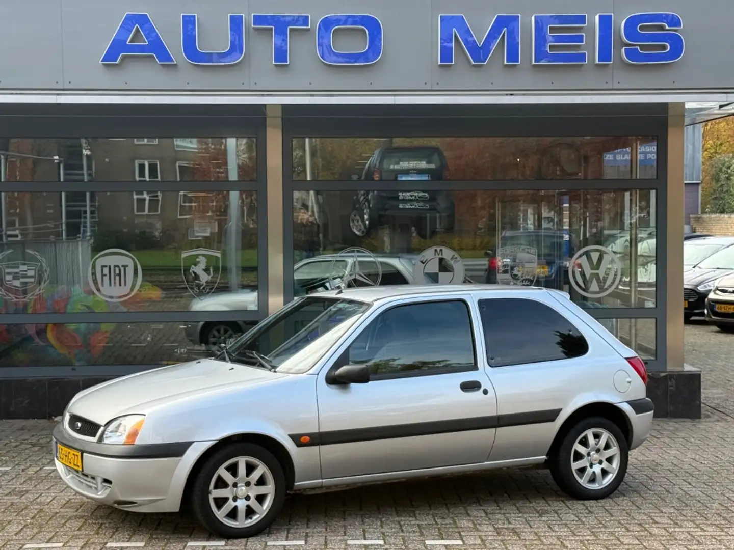 Ford Fiesta 1.3-8V Classic LM-Velgen APK 06-11-2026 Gris - 1