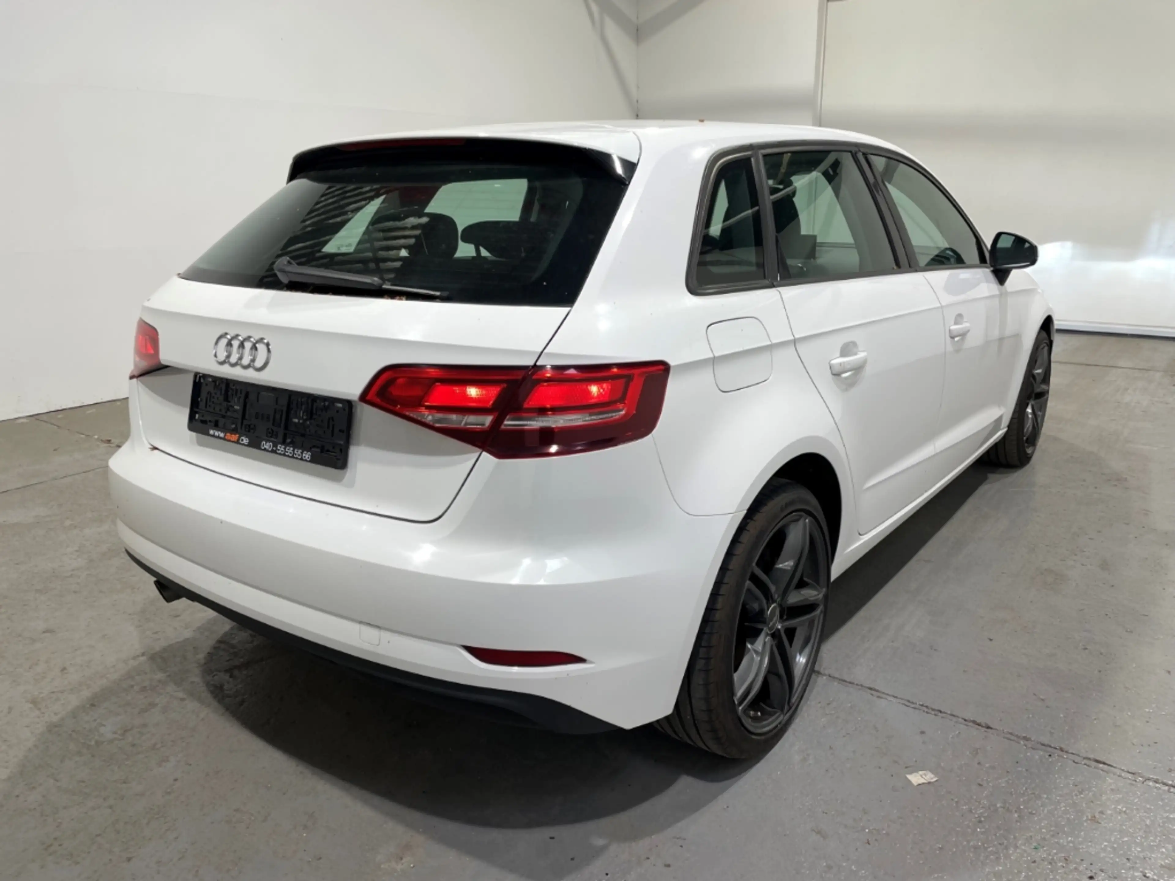 Audi A3 Sportback 1.6 TDI Xenon Klima — photo 3