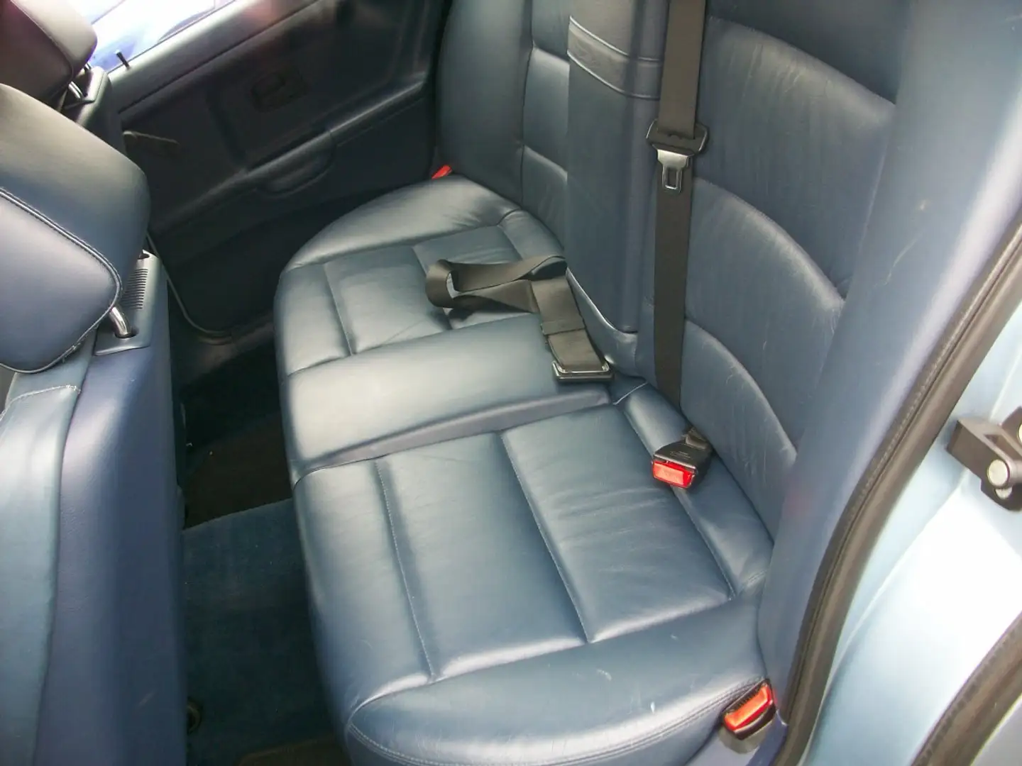 BMW 325 325i Bleu - 2