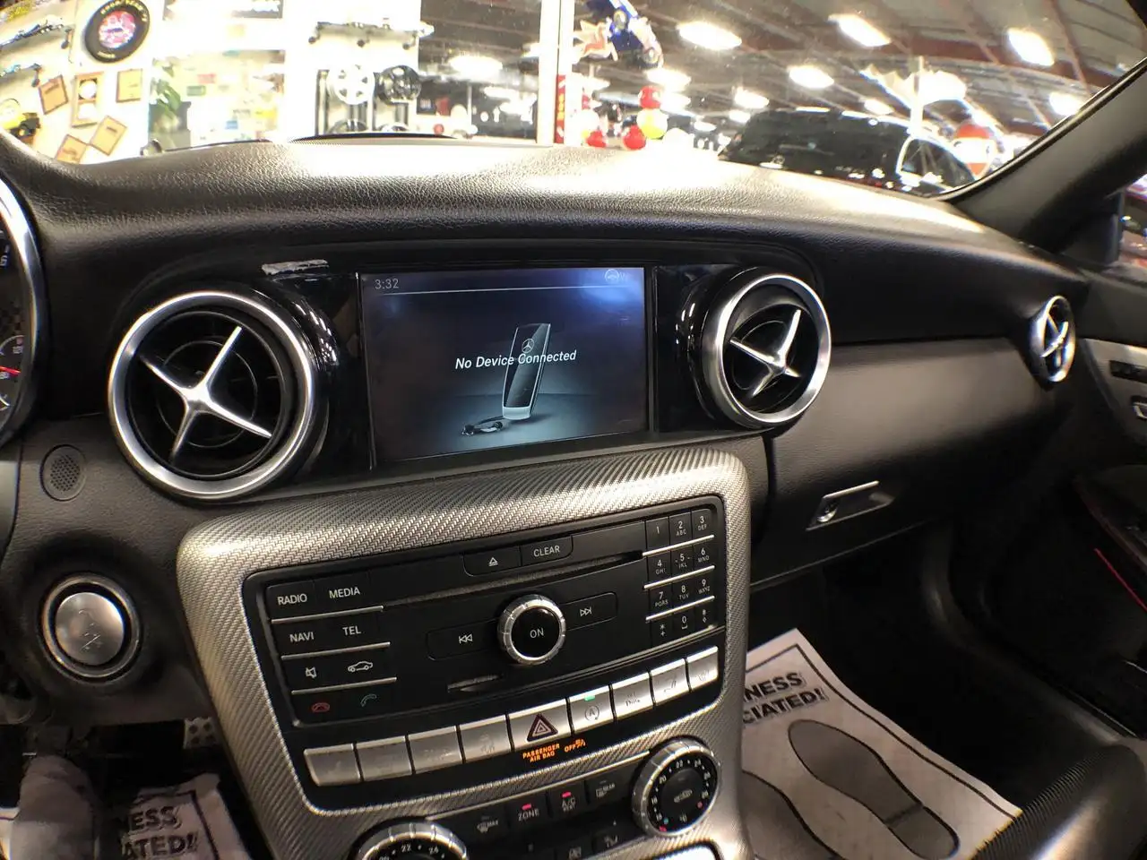 Mercedes-Benz SLC снимка Mercedes-Benz SLC