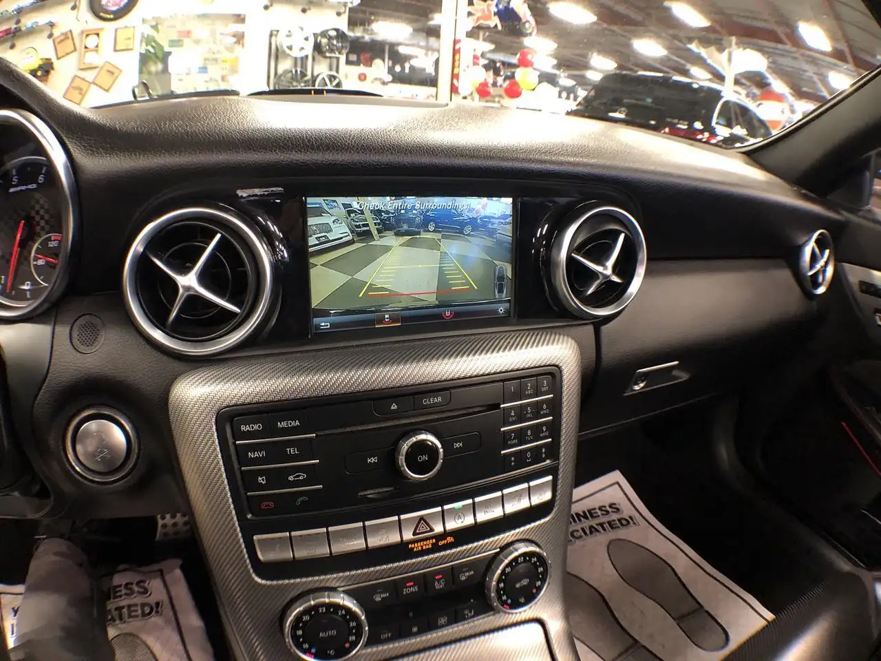 Mercedes-Benz SLC снимка Mercedes-Benz SLC