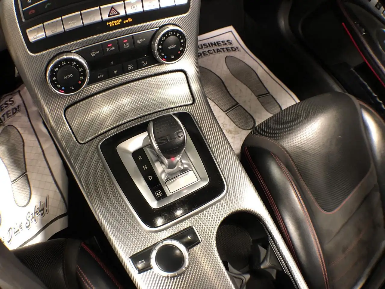 Mercedes-Benz SLC снимка Mercedes-Benz SLC