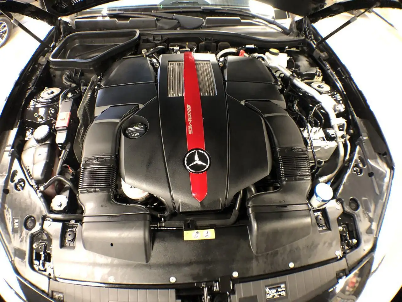 Mercedes-Benz SLC снимка Mercedes-Benz SLC