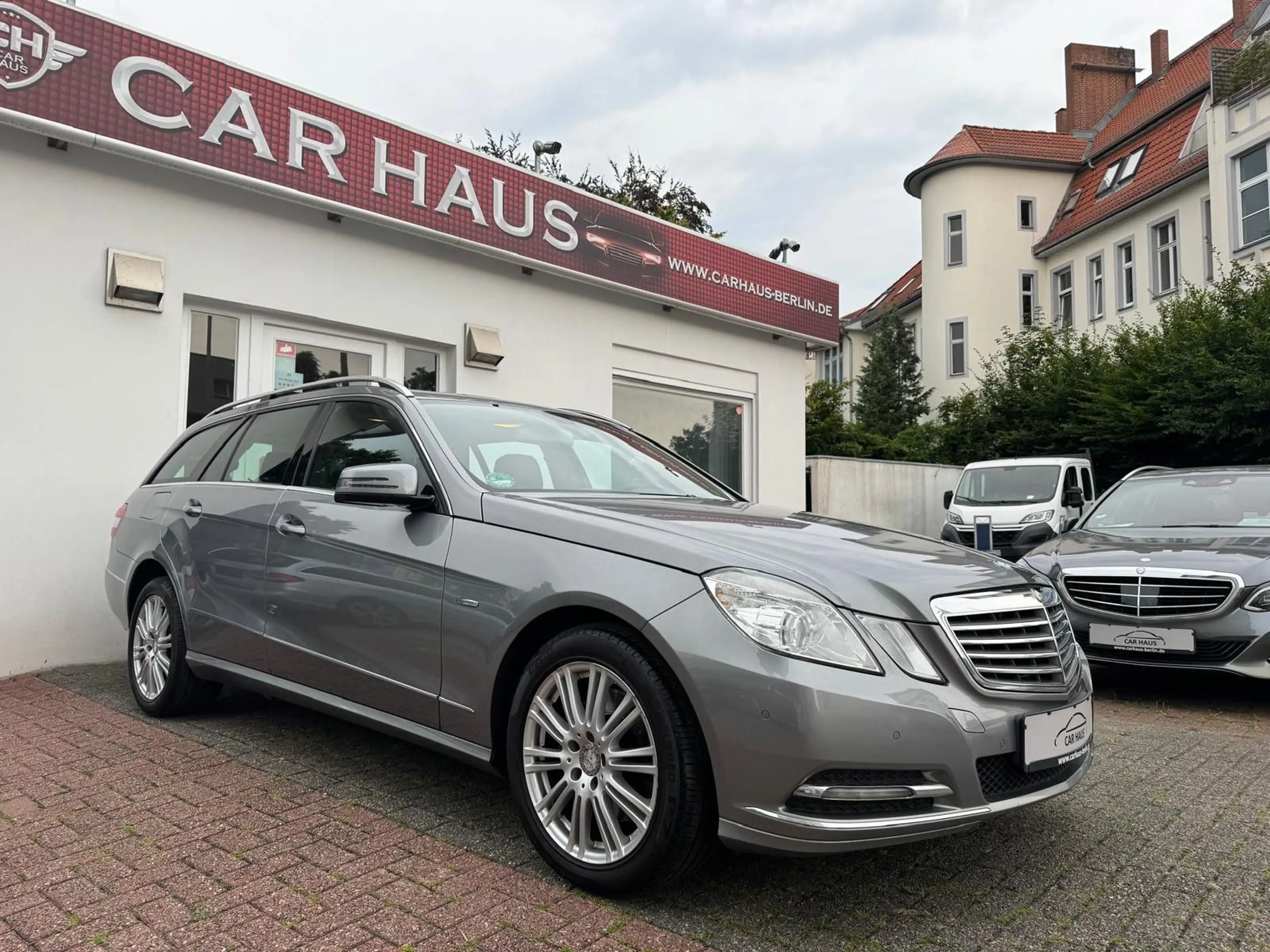Mercedes-Benz E 250 T CDI BlueEfficiency Elegance*SD*AHK* — photo 4