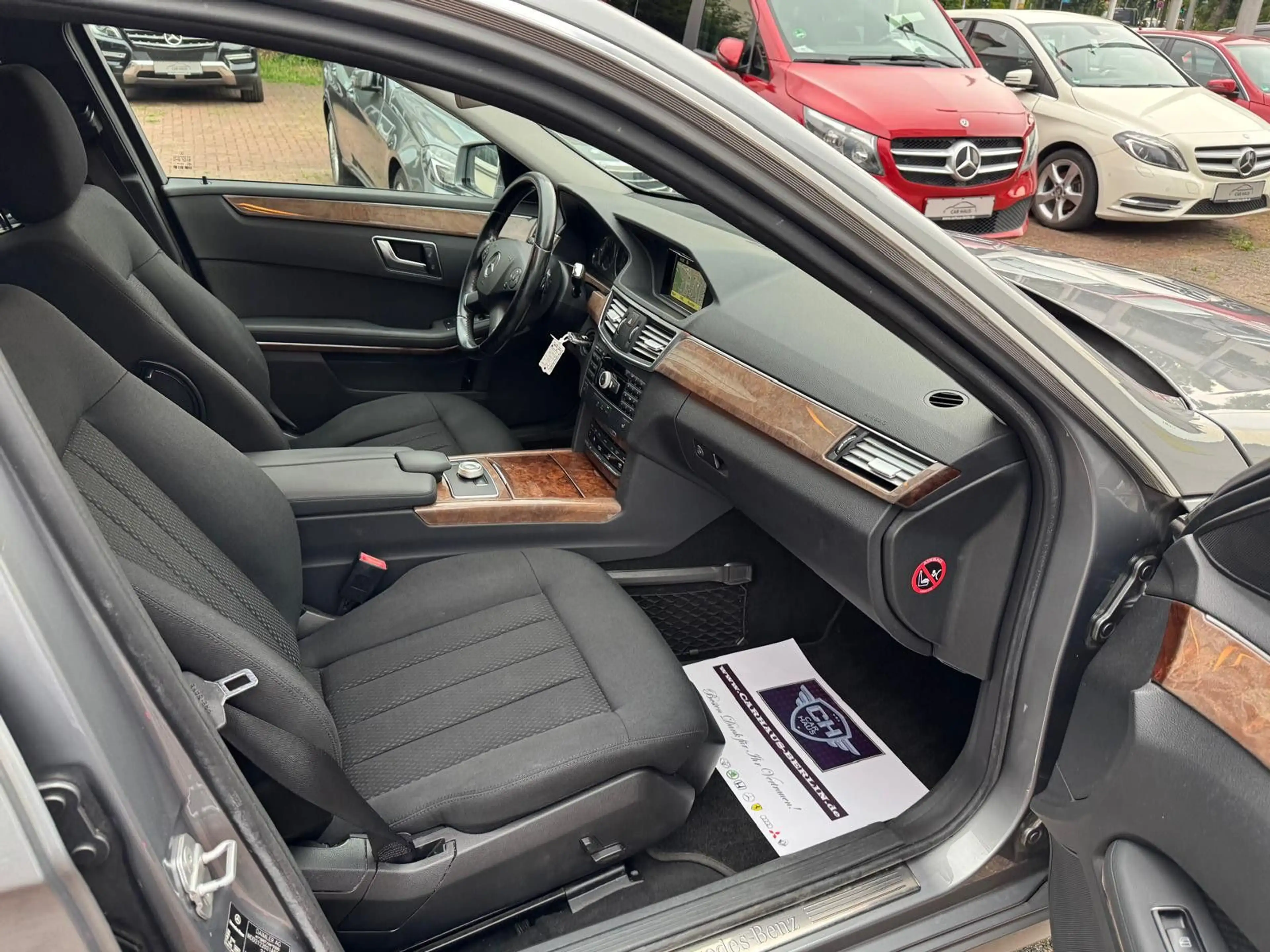 Mercedes-Benz E 250 T CDI BlueEfficiency Elegance*SD*AHK* — photo 11