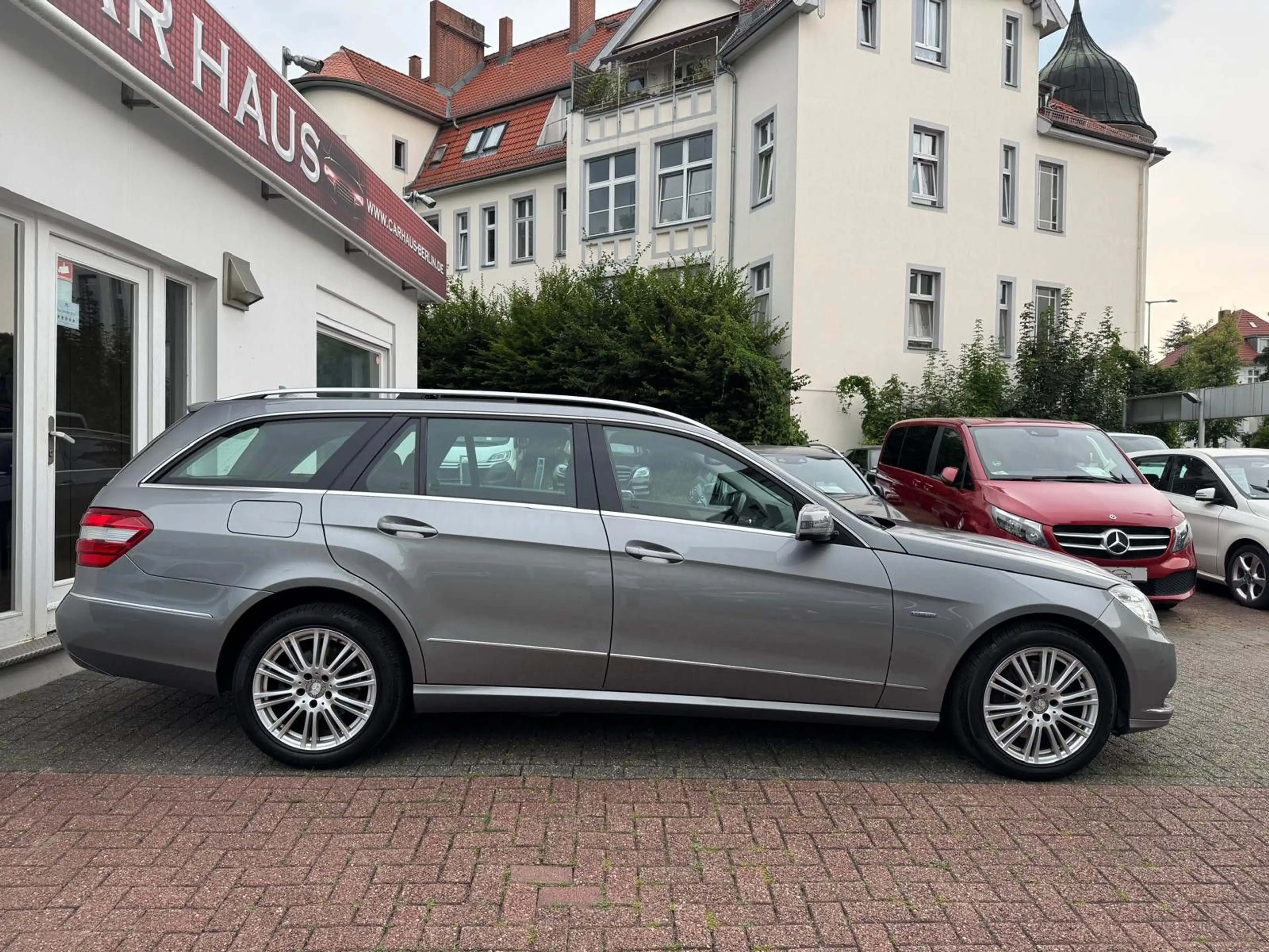 Mercedes-Benz E 250 T CDI BlueEfficiency Elegance*SD*AHK* — photo 8