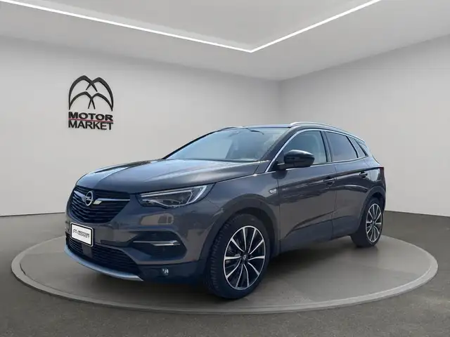 Opel Grandland X 1.6 phev awd auto