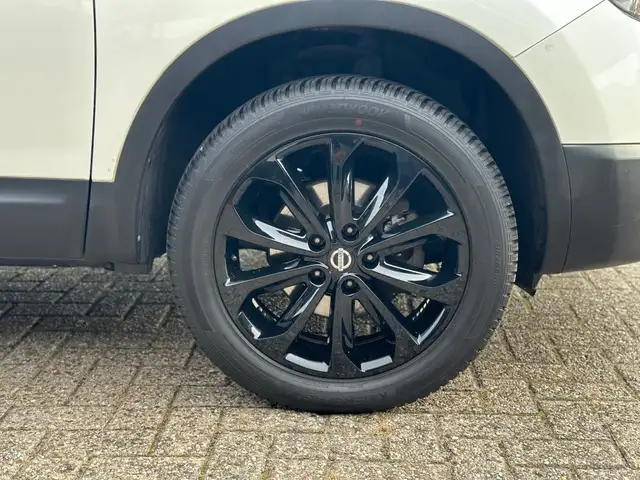 Nissan Qashqai view 11