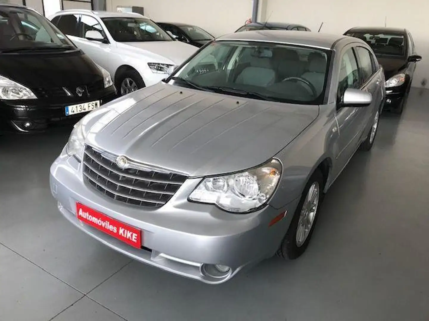 Chrysler Sebring Berlina 140cv Manual de 4 Puertas Szürke - 1