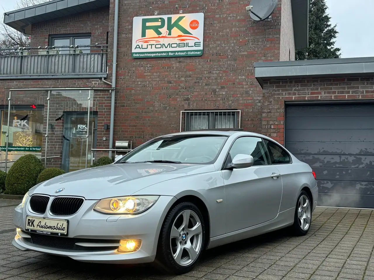 BMW 320