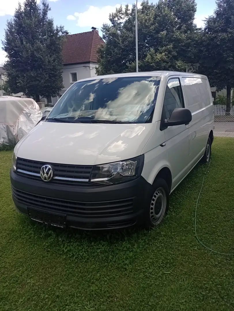 Volkswagen T6 Transporter - 1