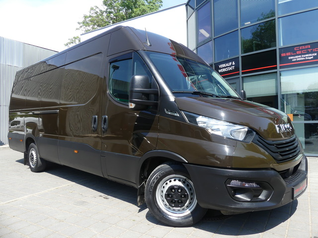 Iveco  image