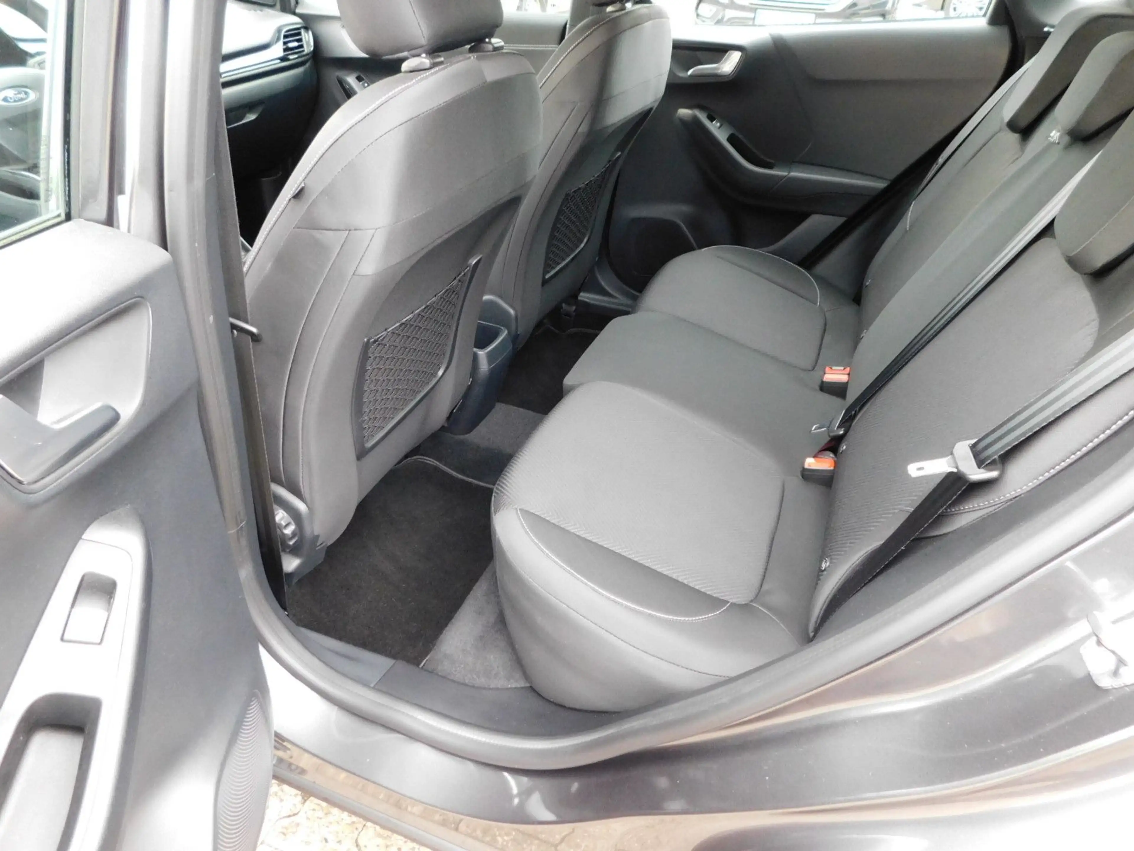 Ford Puma Cool & Connect — photo 10