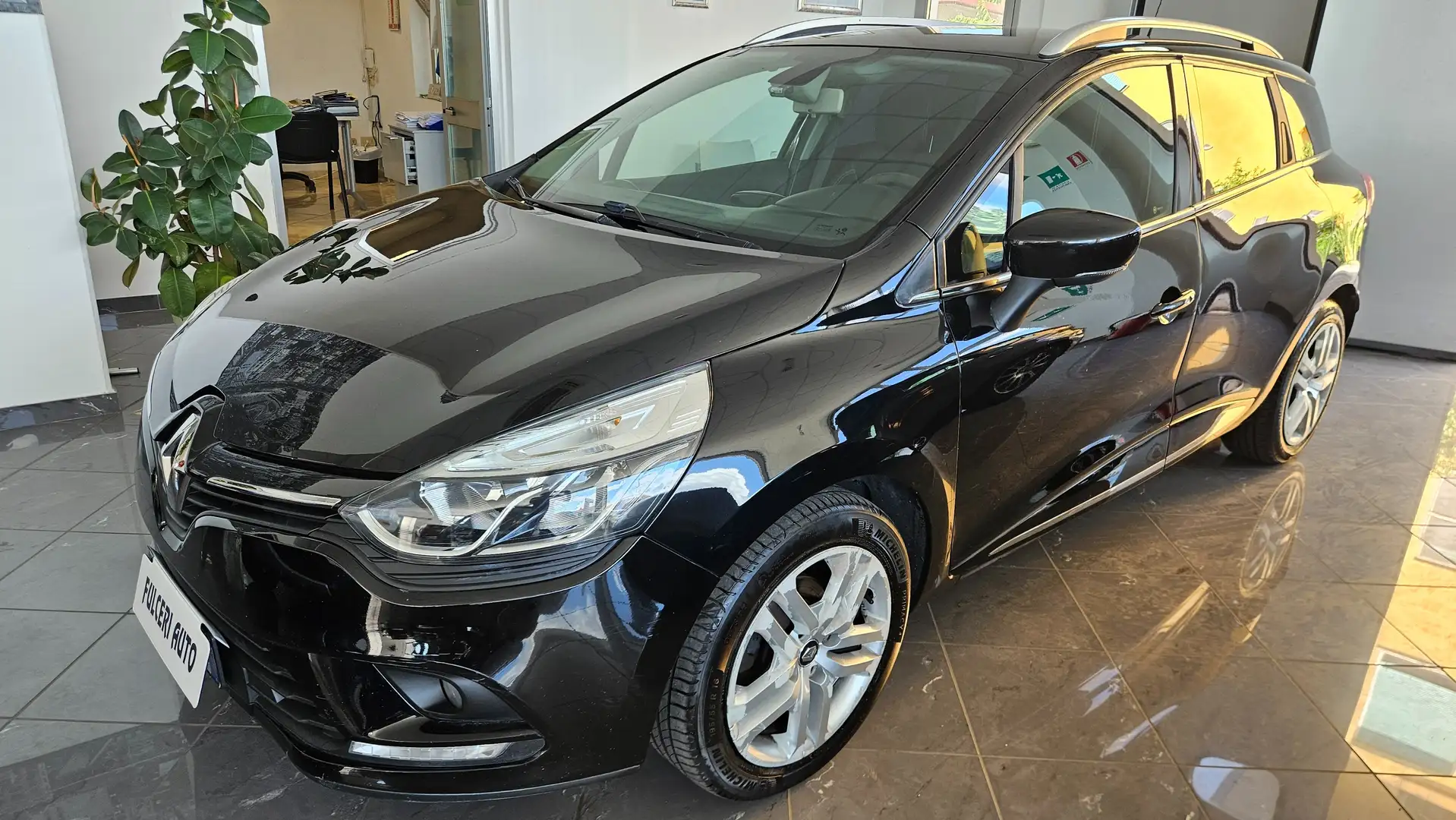 Renault Clio Clio Sporter 0.9 tce energy Intens 90cv Nero - 1