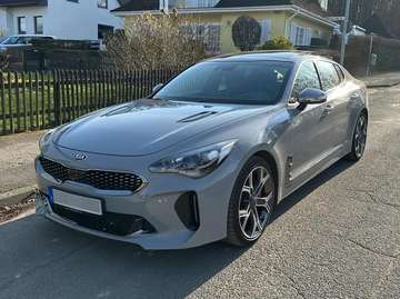 Kia Stinger GT 3.3 V6 Biturbo AWD | 366 PS | Vollausstattung | Panorama | HUD | Top Zustand | 67.000 km