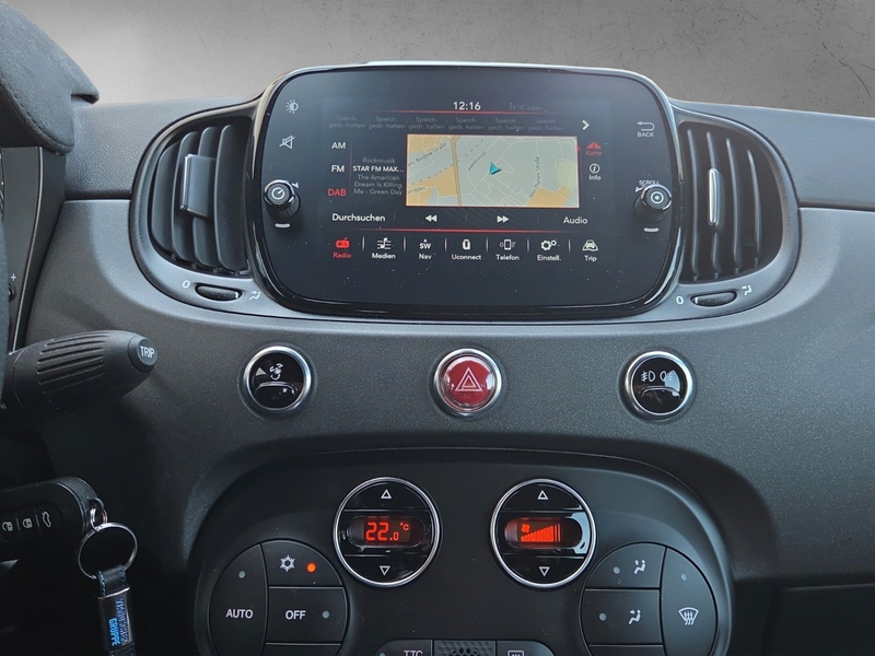 Abarth 500 Cabrio 695 C / Neuwagenzustand — photo 15