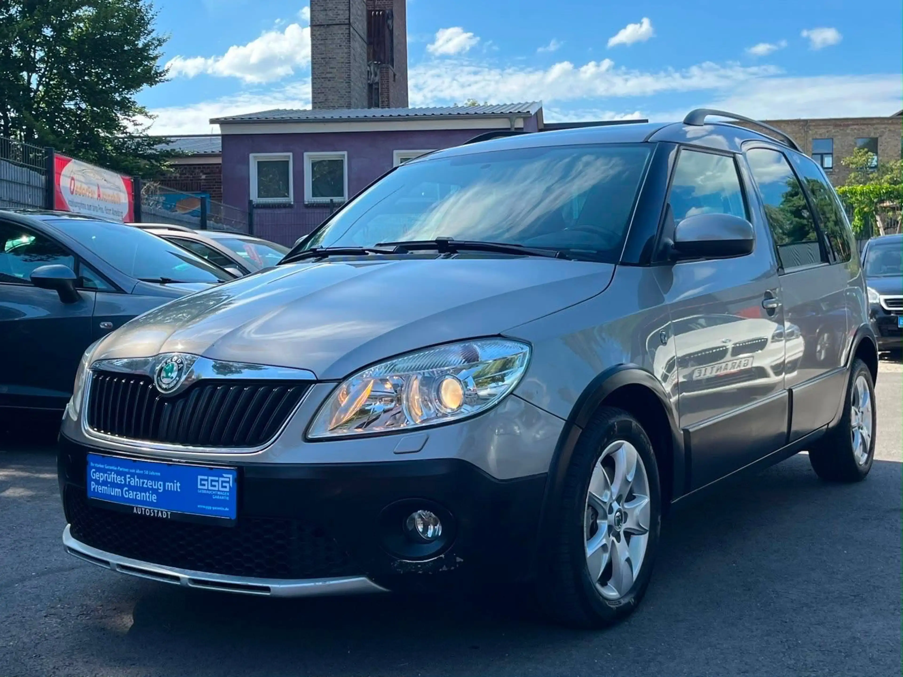 Skoda Roomster Active, Panorama , Neue Kette.Garantie — photo 4