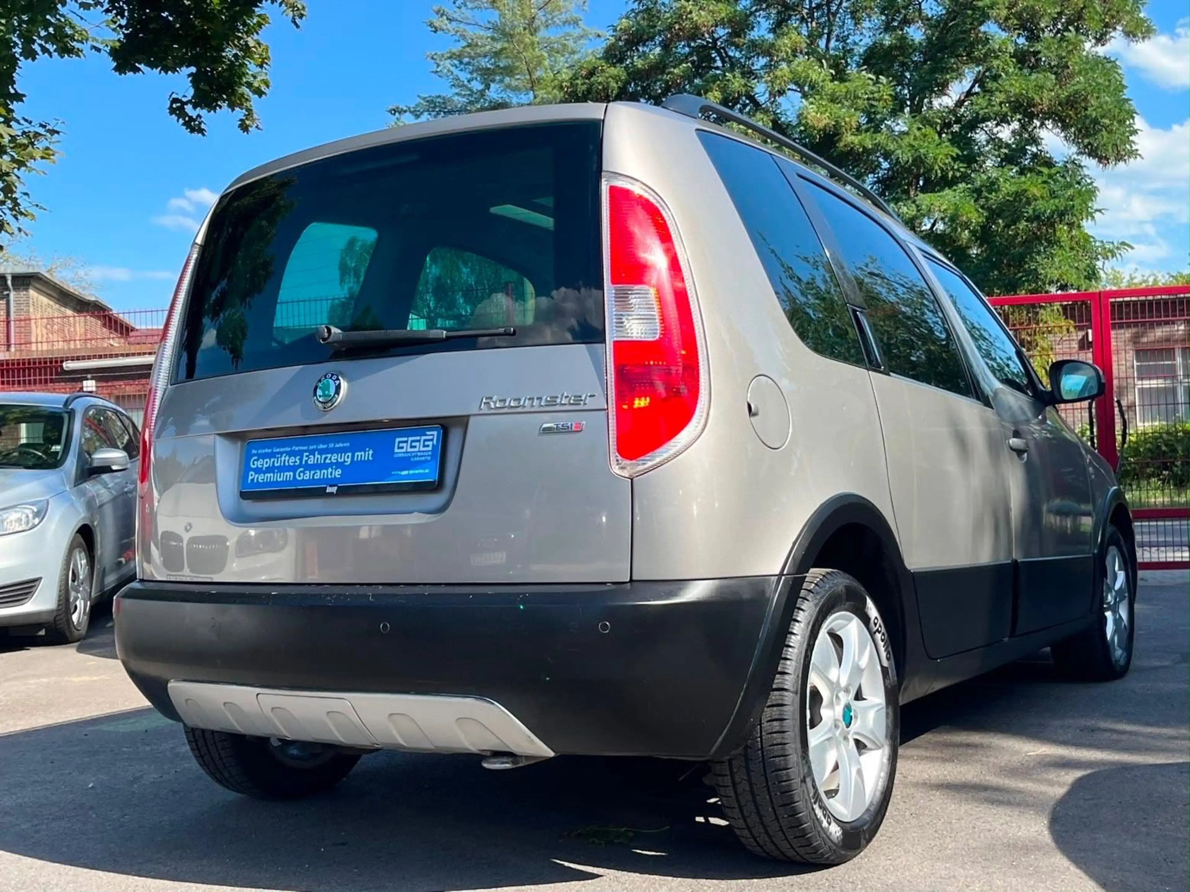 Skoda Roomster Active, Panorama , Neue Kette.Garantie — photo 8