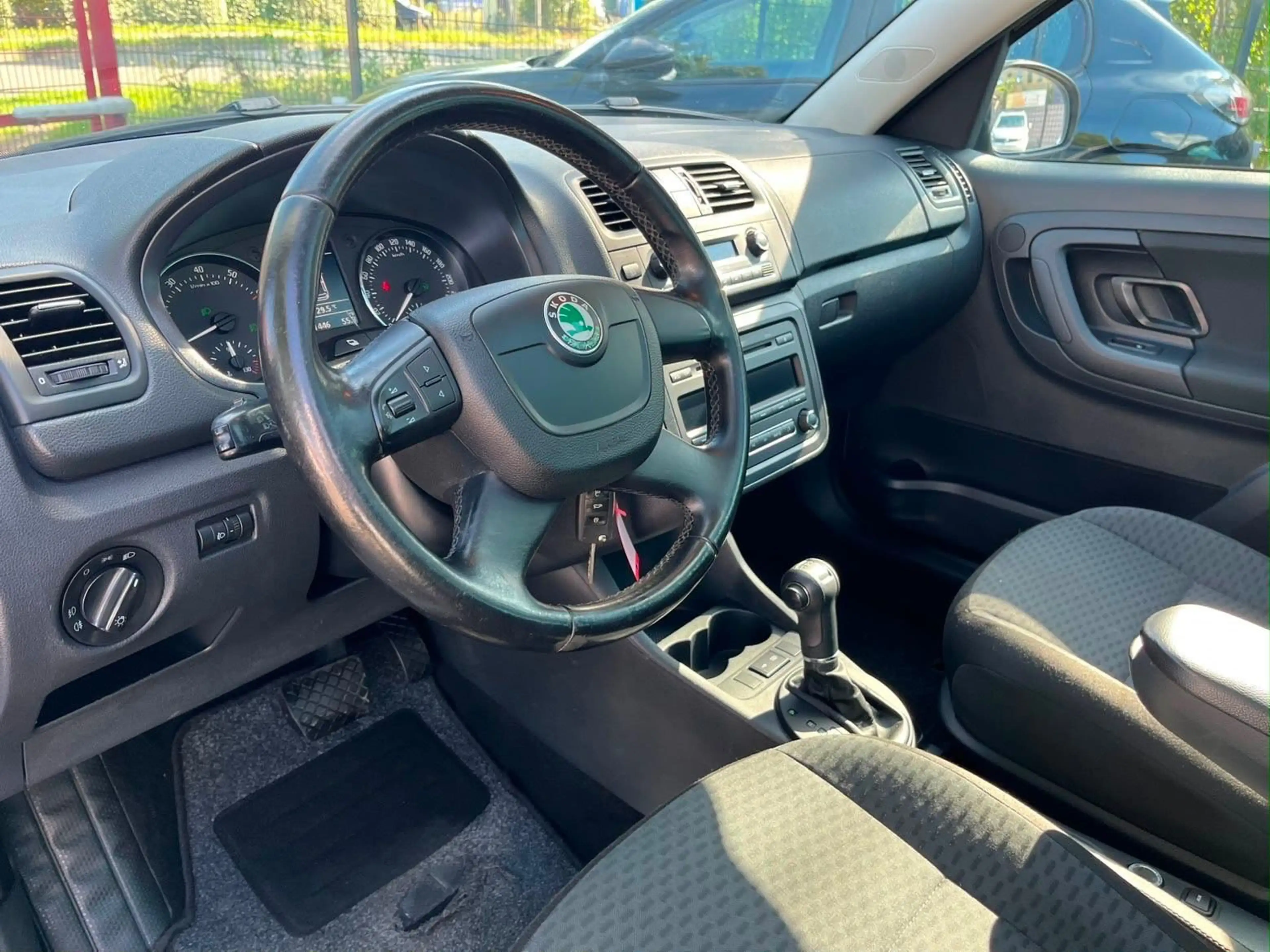 Skoda Roomster Active, Panorama , Neue Kette.Garantie — photo 13