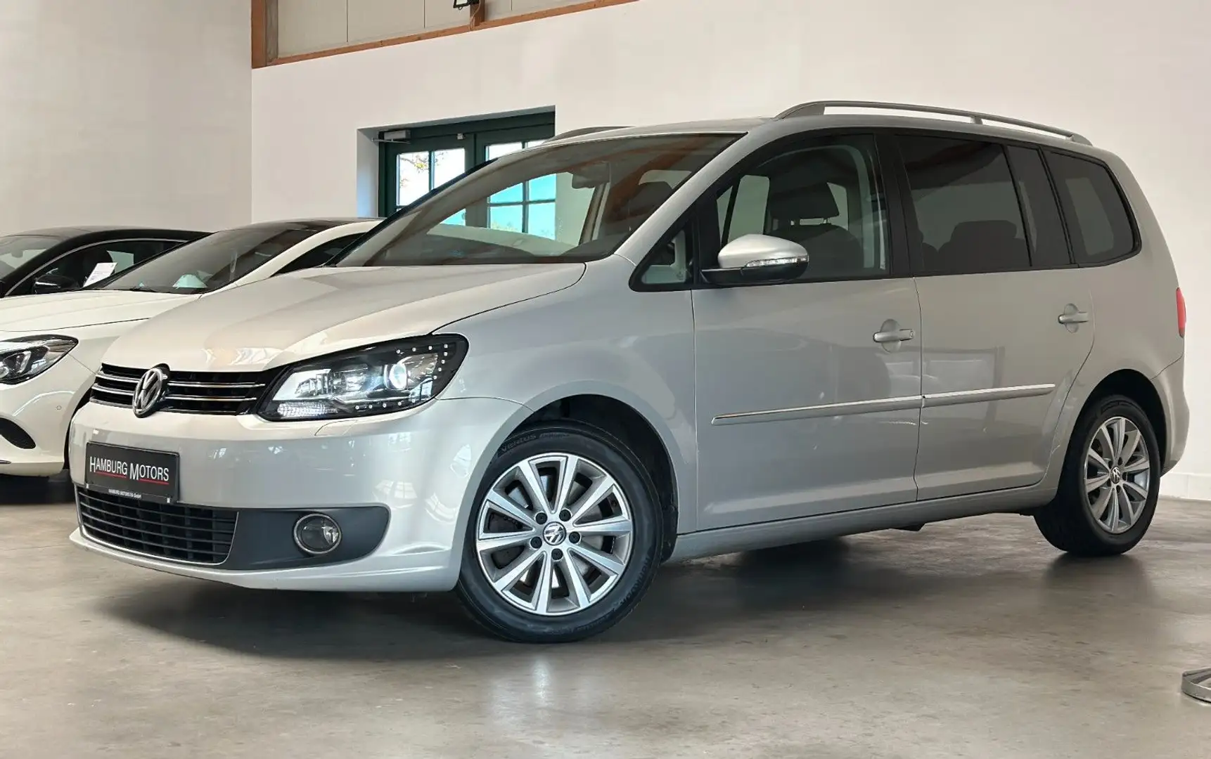Volkswagen Touran 2.0 TDI DSG Highline AHK/ALCAN/PANO/140PS Gold - 2