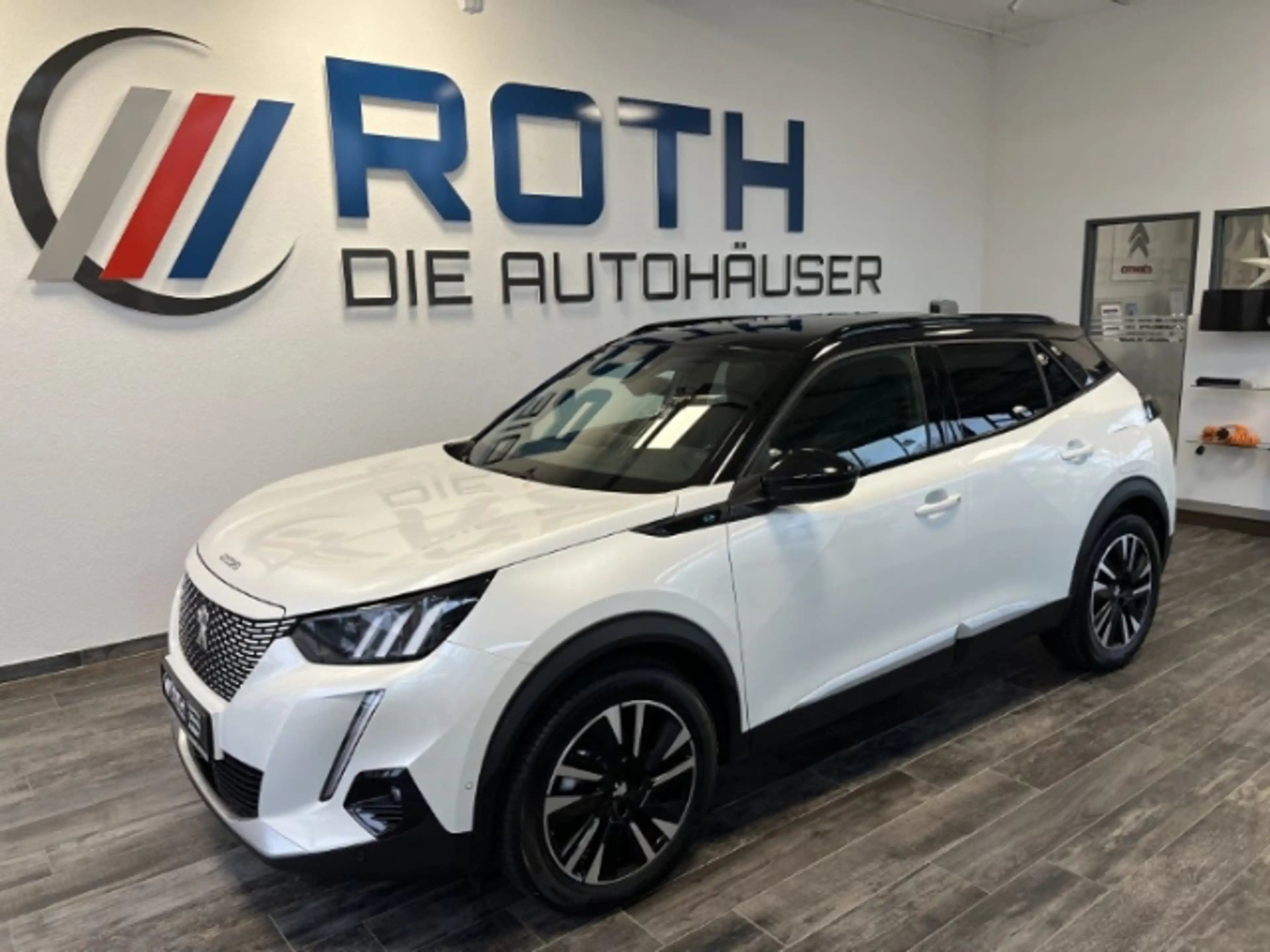 Peugeot 2008 136 Elektro GT El. Panodach Leder Digitales Cockpi
