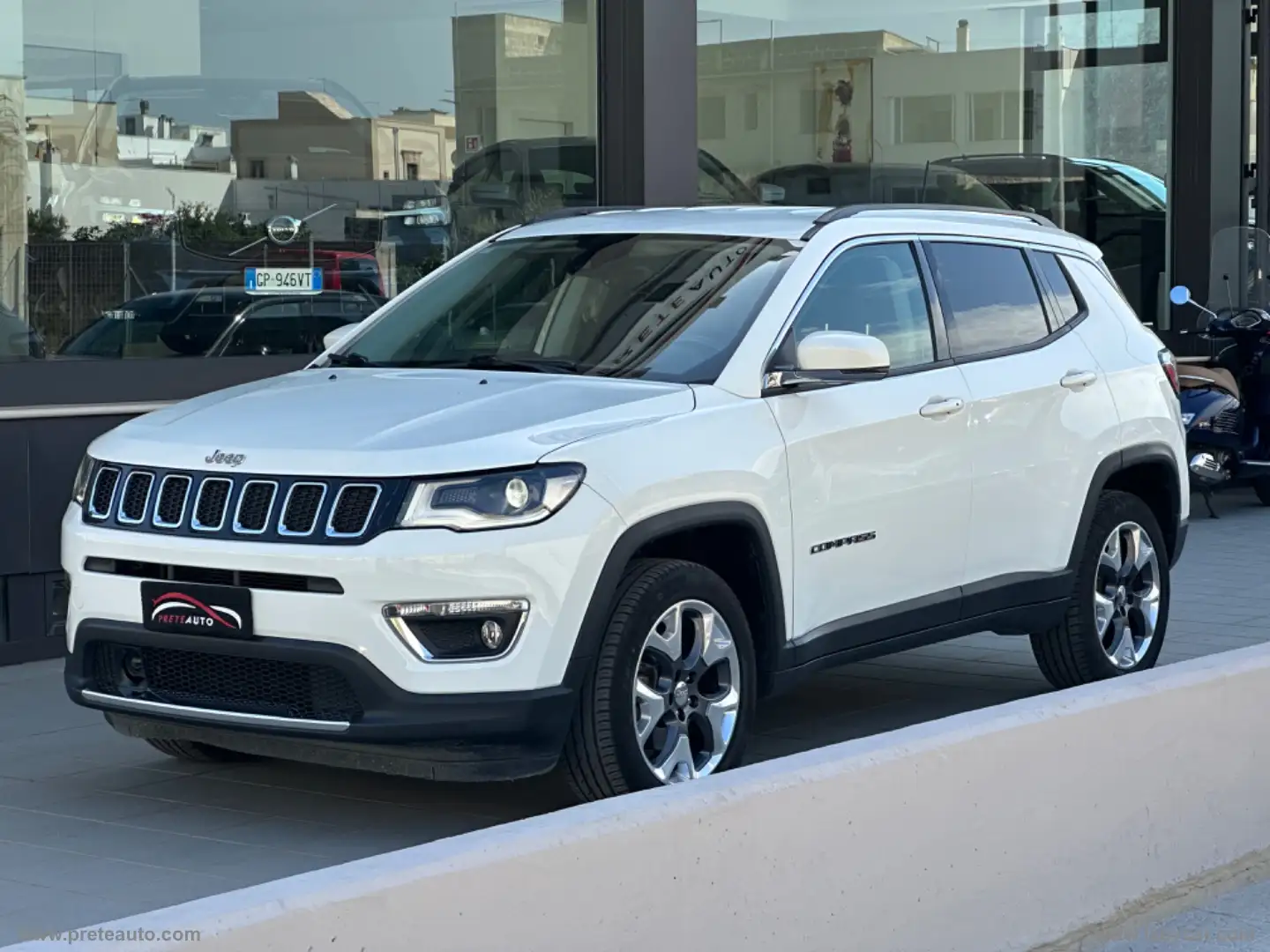 Jeep Compass 2.0 Mjt II 4WD Limited Weiß - 1