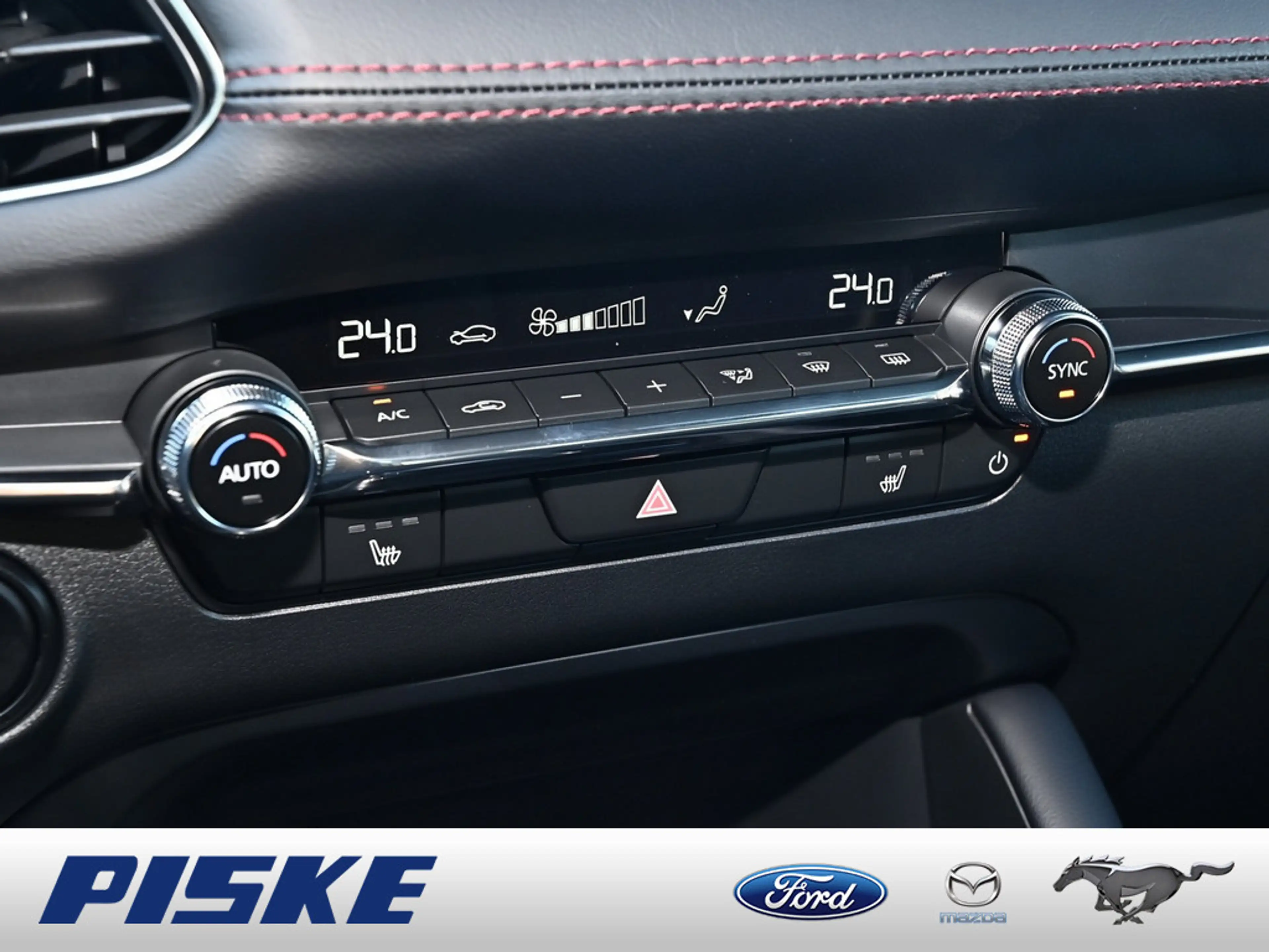 Mazda 3 Homura PDC SHZ KAMERA NAVI ACC HUD LED — photo 10