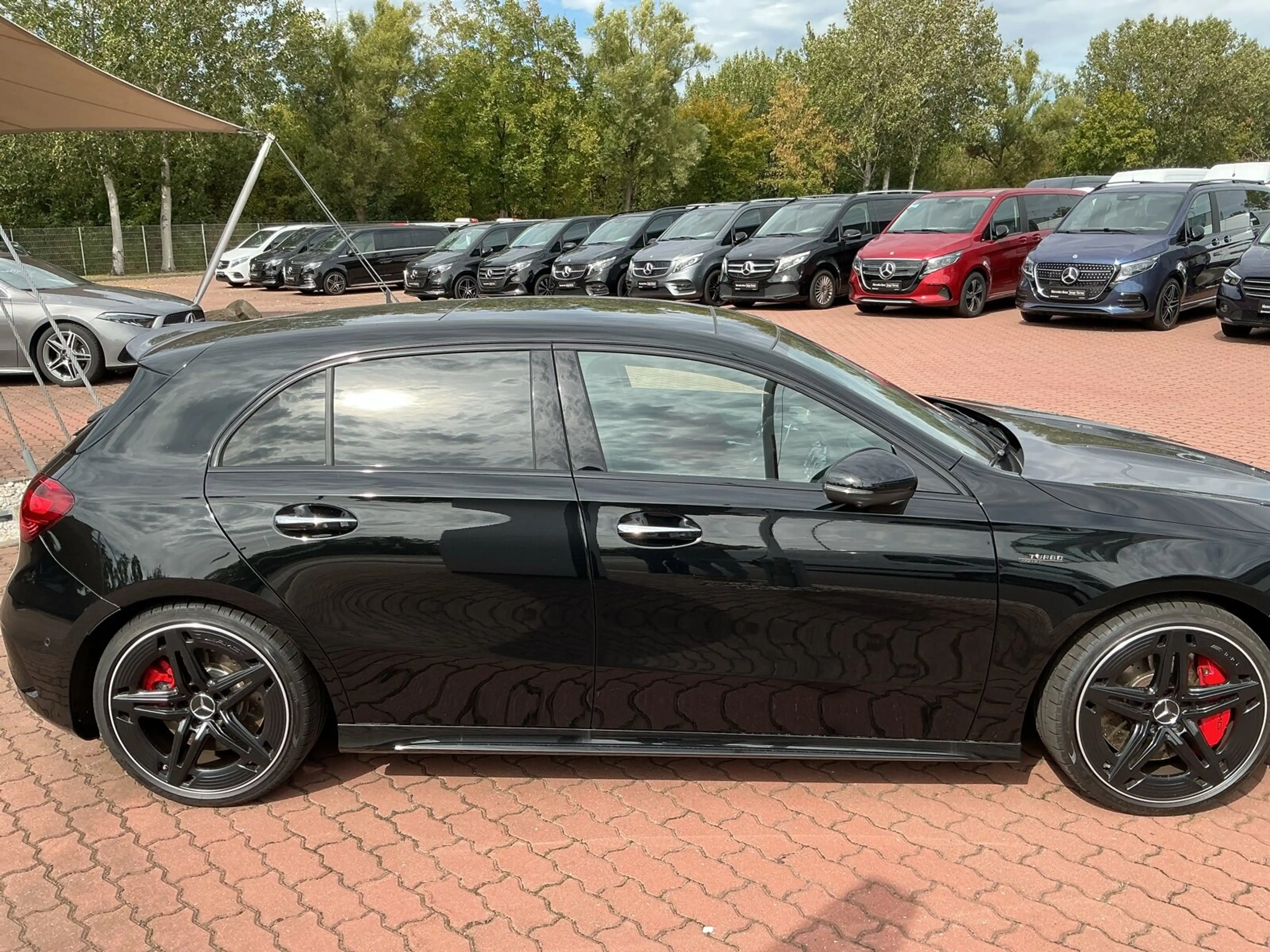 Mercedes-Benz A 35 AMG Mercedes-AMG A 35 4MATIC  AMG Line Navi/Pano.-Dach — photo 8