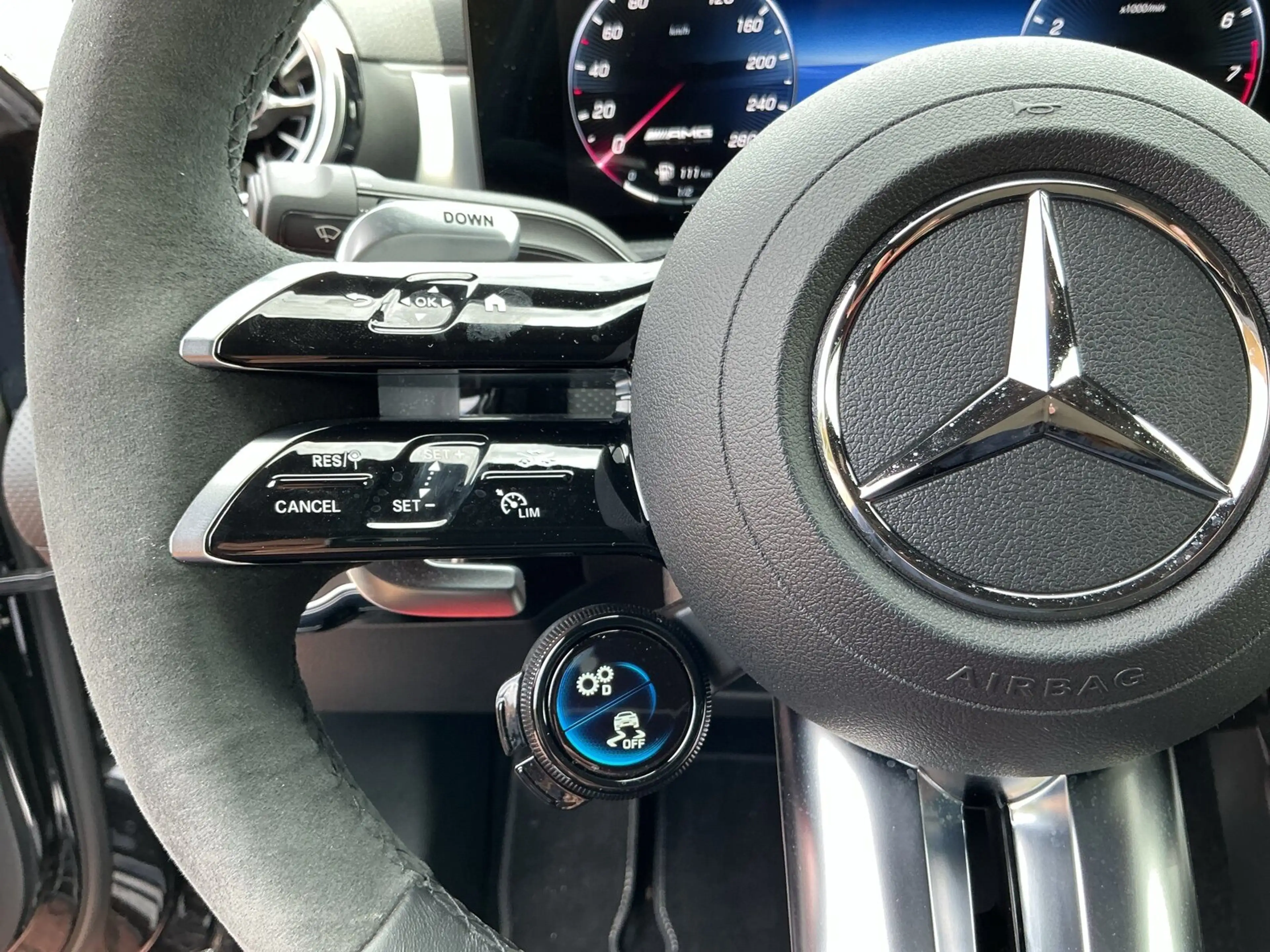 Mercedes-Benz A 35 AMG Mercedes-AMG A 35 4MATIC  AMG Line Navi/Pano.-Dach — photo 14