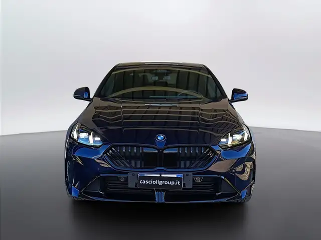 BMW 2 Series view 2