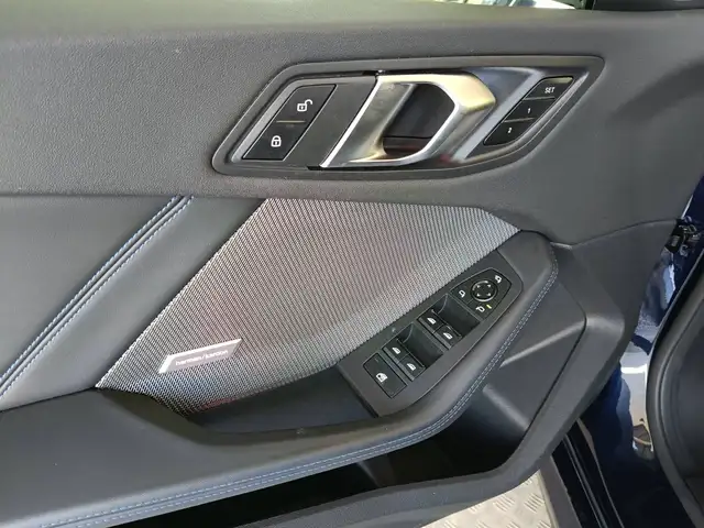 BMW 2 Series view 14