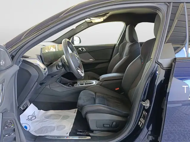 BMW 2 Series view 8