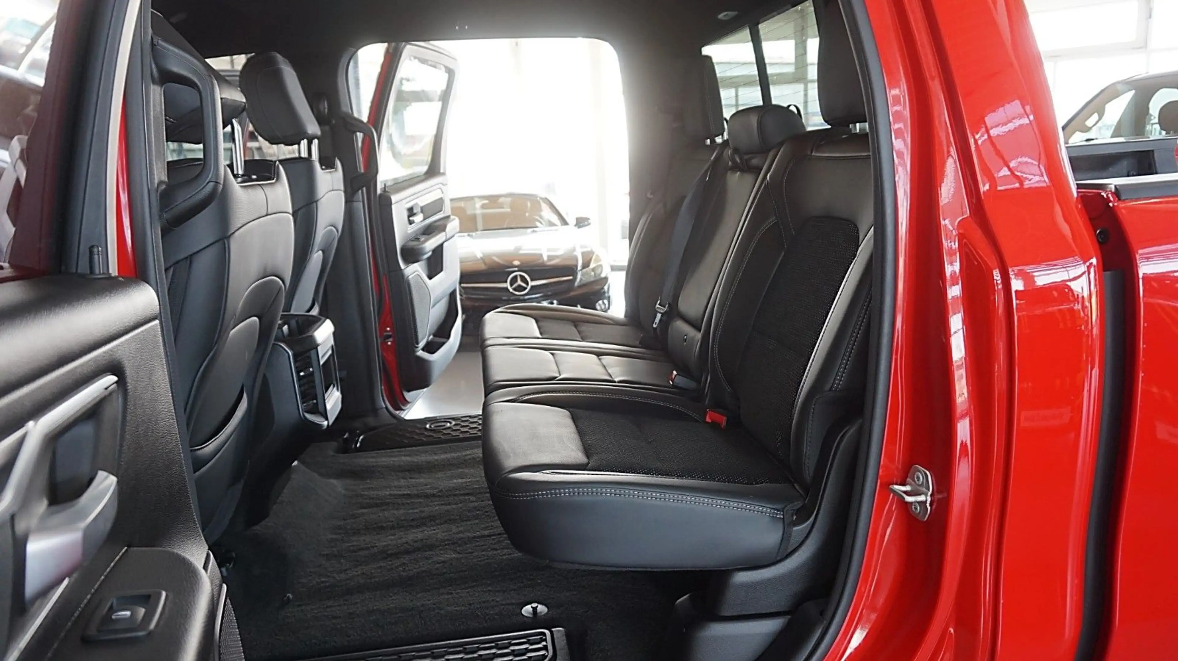 Dodge RAM 1500 HEMI 5.7l Crew-Cab*SPORT*Navi*Alu20*AHK — photo 14