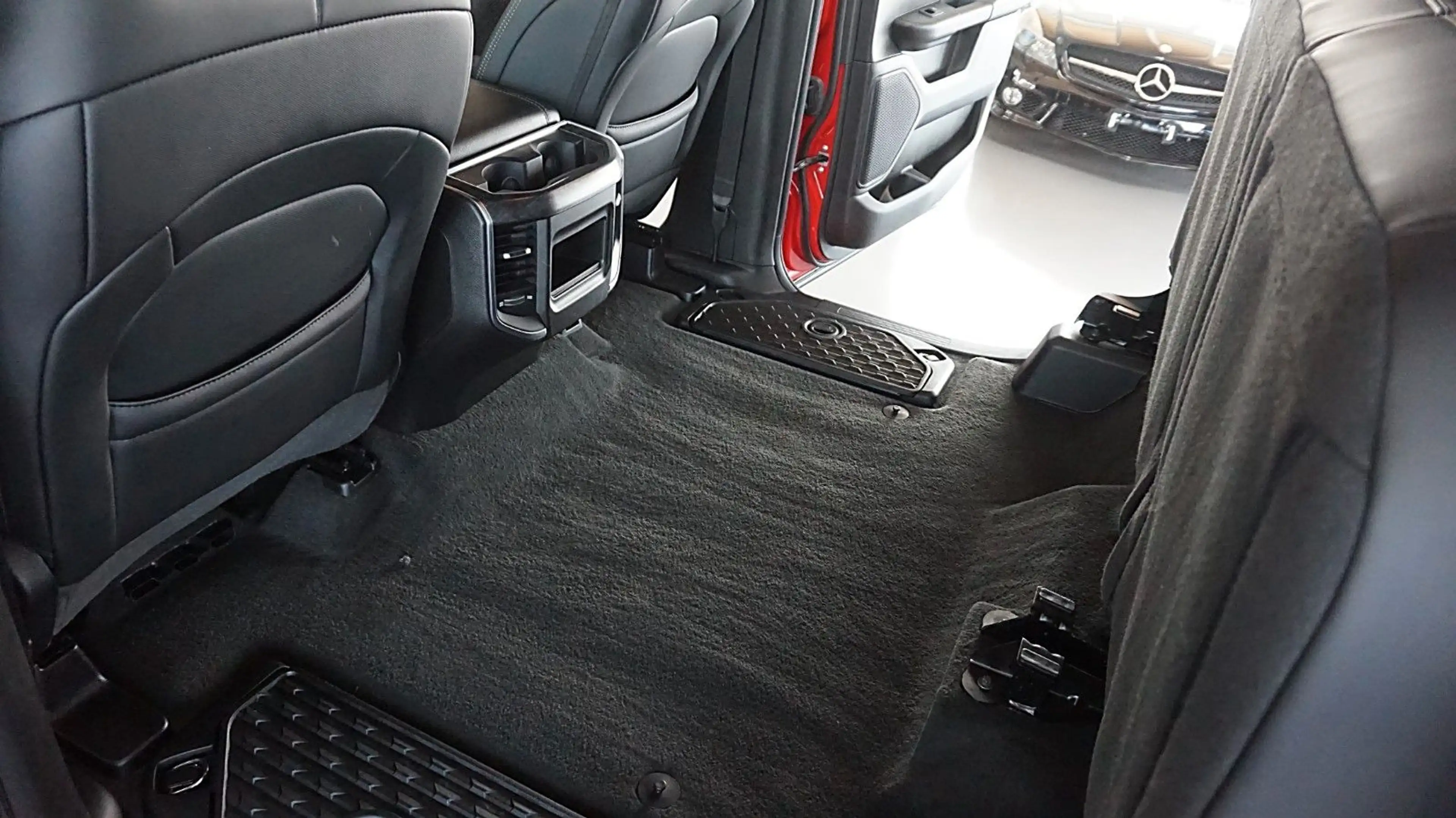 Dodge RAM 1500 HEMI 5.7l Crew-Cab*SPORT*Navi*Alu20*AHK — photo 15
