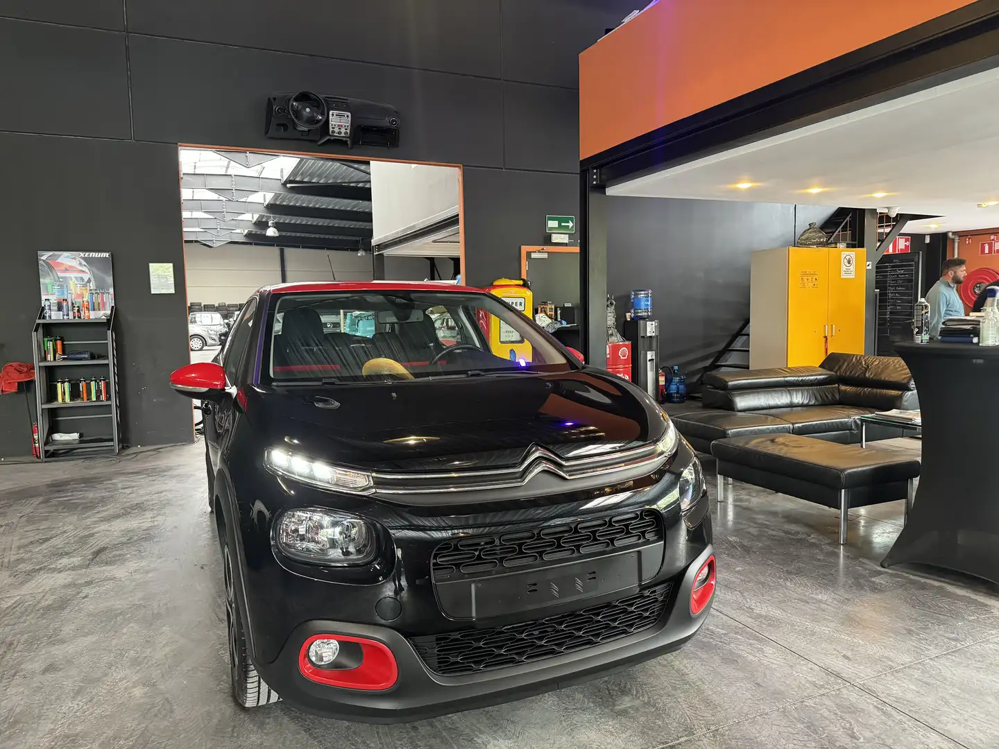 Citroen C3 1.2i - A/C - RADIO BLTH/USB/AUX- LIM/REG VITESSE - Noir - 1