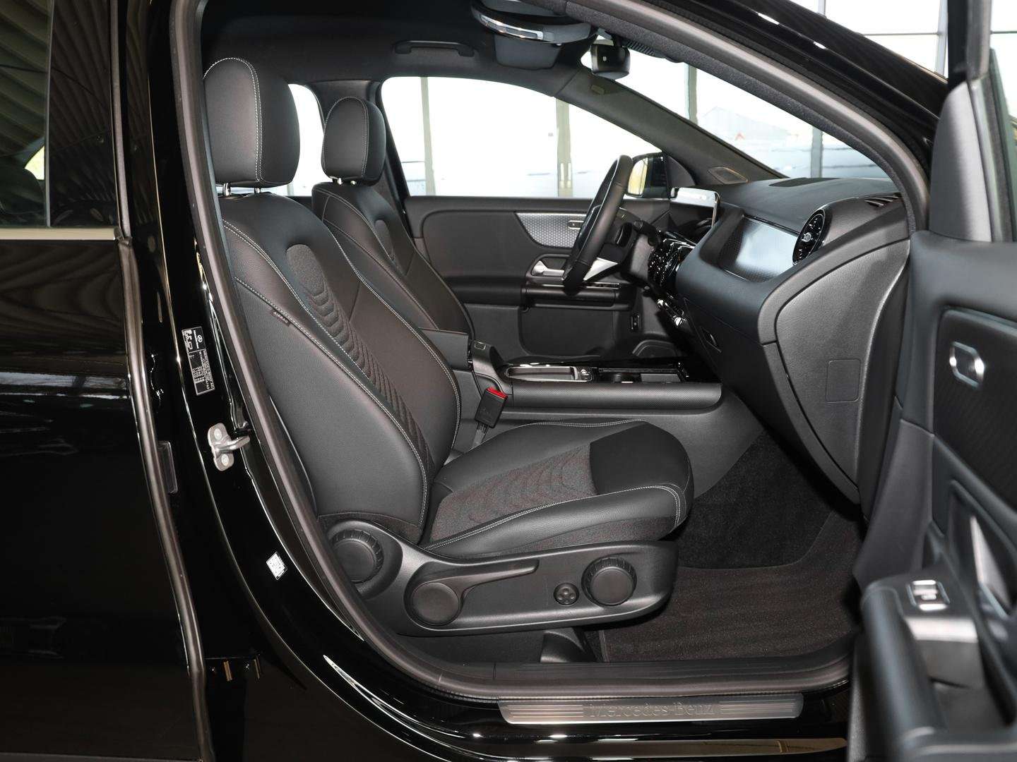 Mercedes GLA 200 Advanced -  - Joinsteer - #4