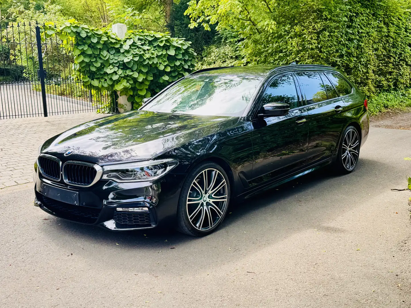 BMW 520 520d Touring Aut. Sport Line - 1