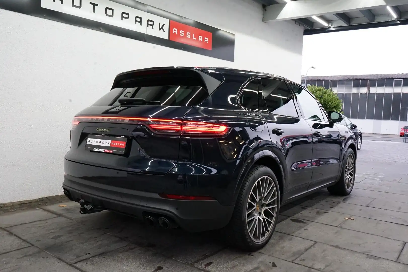 Porsche Cayenne E-Hybrid Platinum Edition/PANO/HeadUp/21 Blu/Azzurro - 2