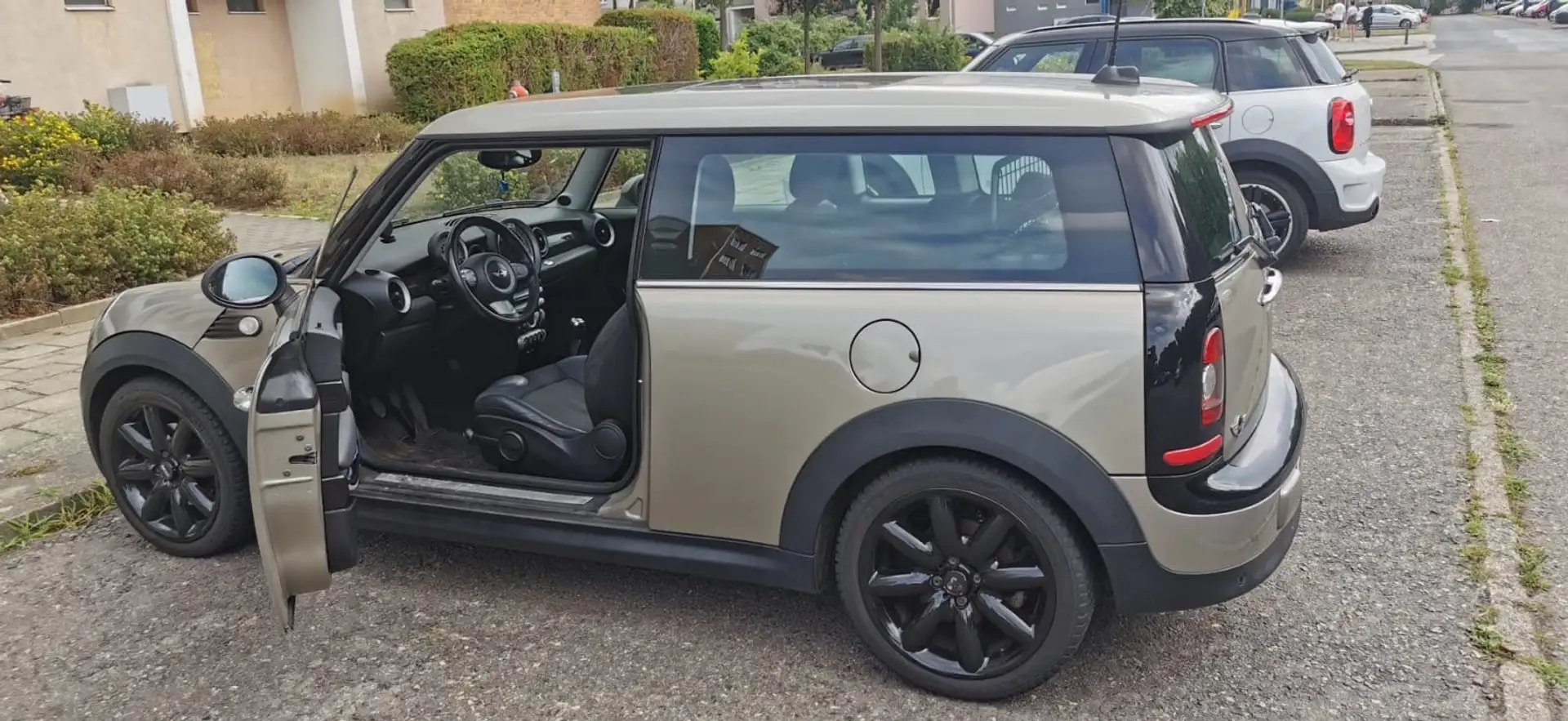 MINI Cooper Clubman Gris - 1