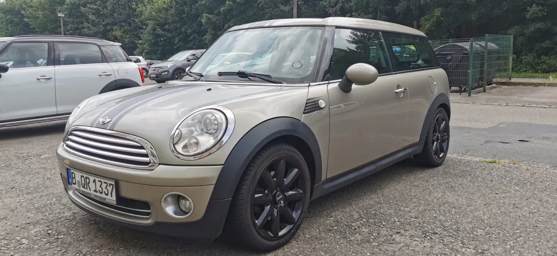 MINI Cooper Clubman Gris - 2