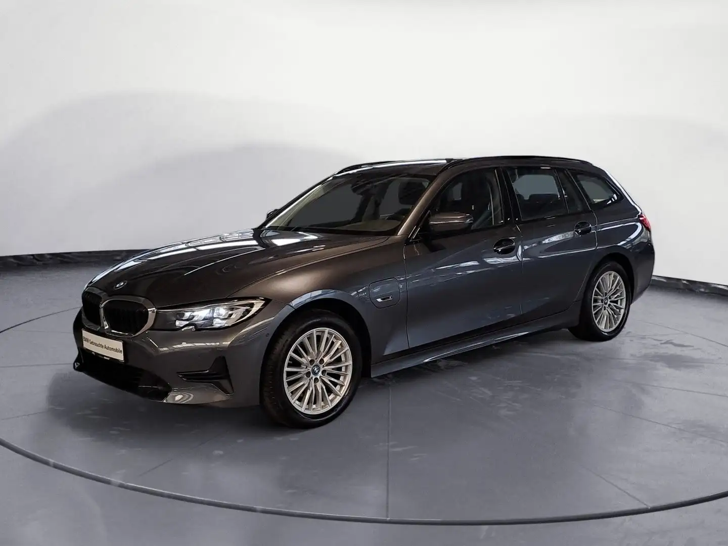 BMW 320 e Touring Sport Line HiFi Sitzheizung Navi Grijs - 2
