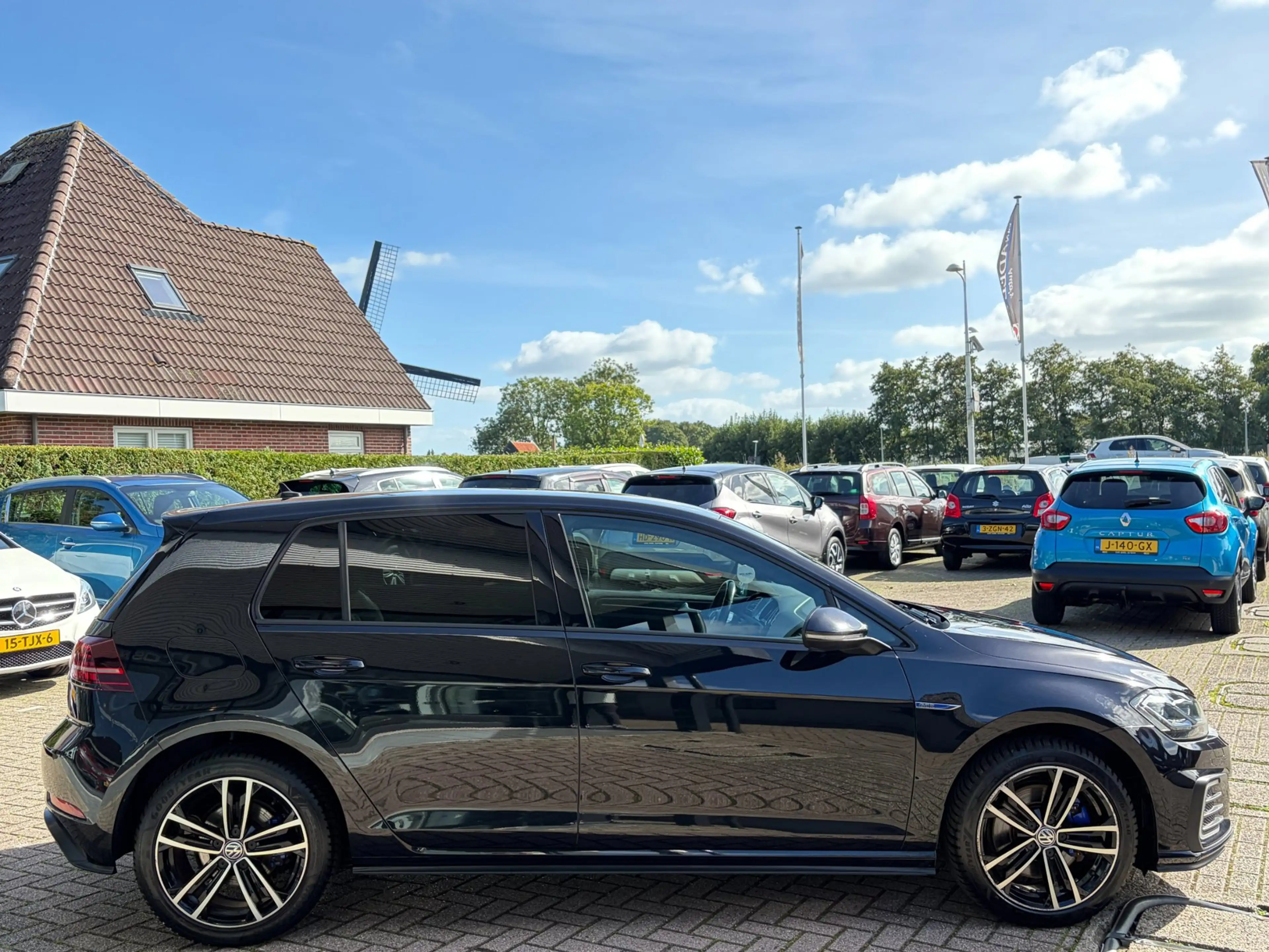 Volkswagen Golf GTE 1.4 TSI PHEV Adap.Cruise Navi Clima Park.Sens Deal — photo 5