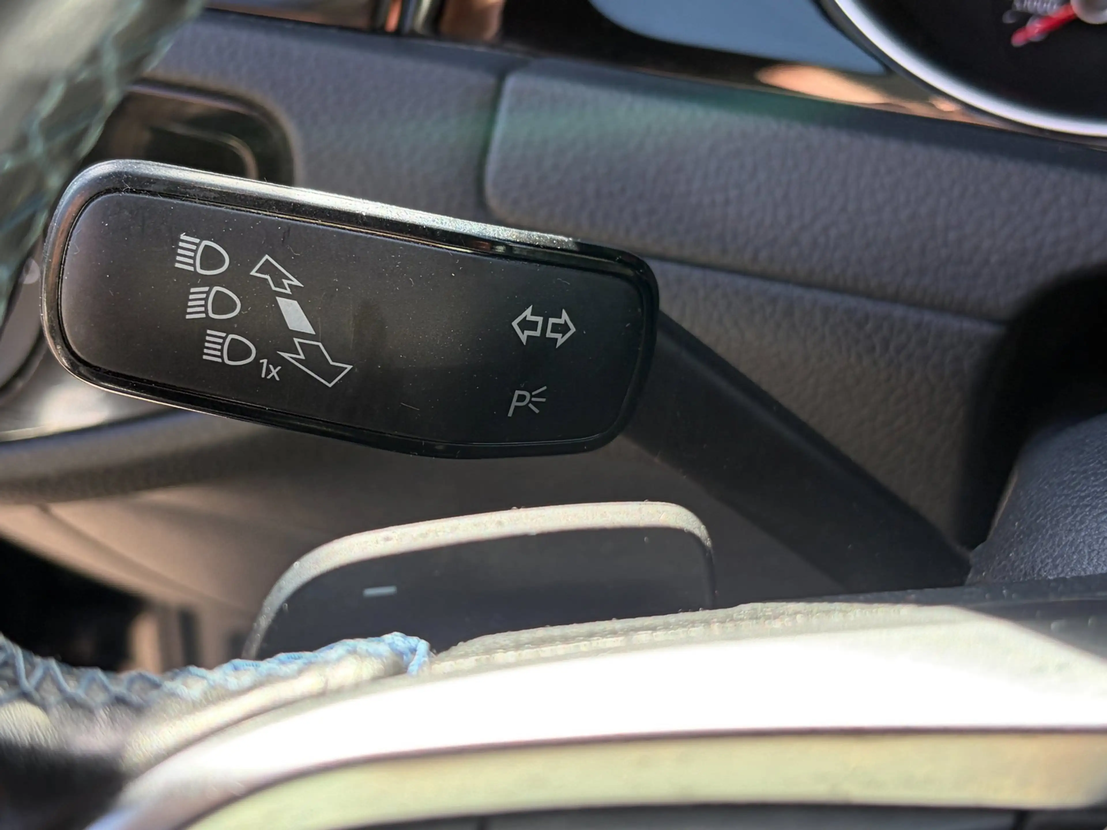 Volkswagen Golf GTE 1.4 TSI PHEV Adap.Cruise Navi Clima Park.Sens Deal — photo 18