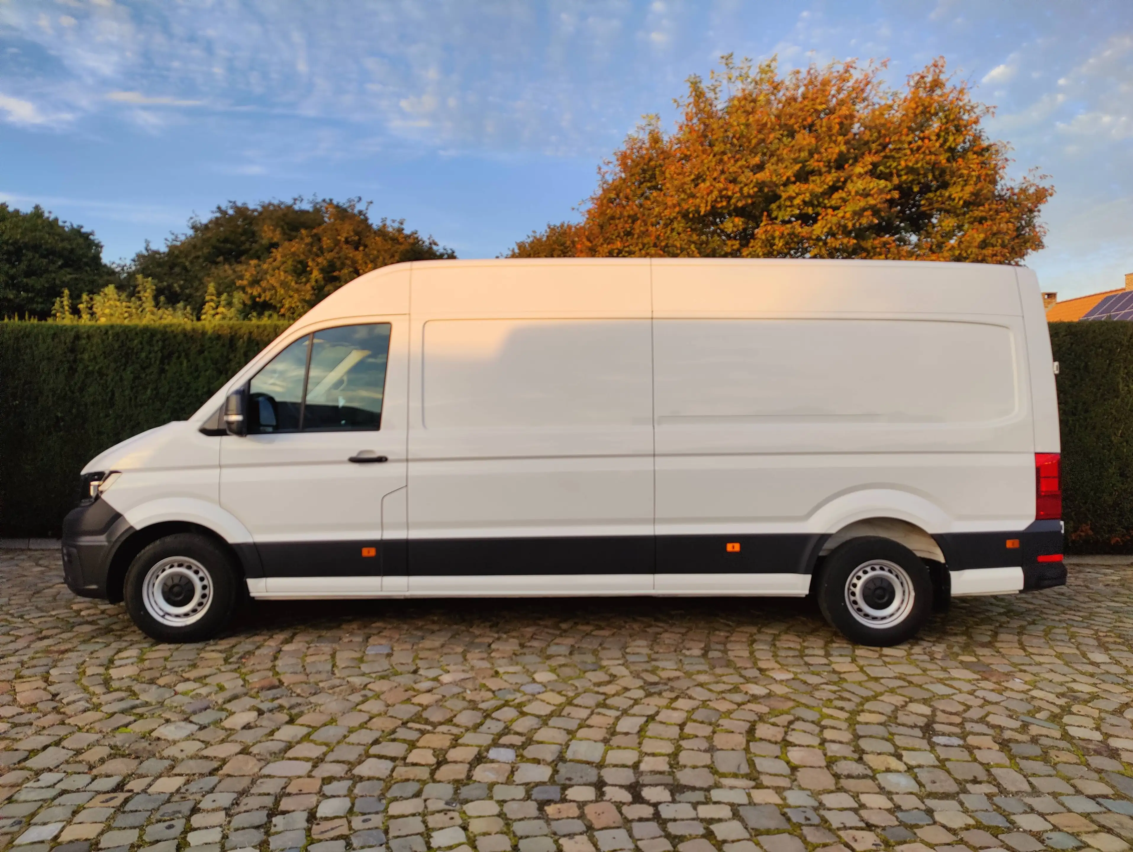 Volkswagen Crafter Crafter 2.0 CR TDi L4H3 Aut. — photo 4