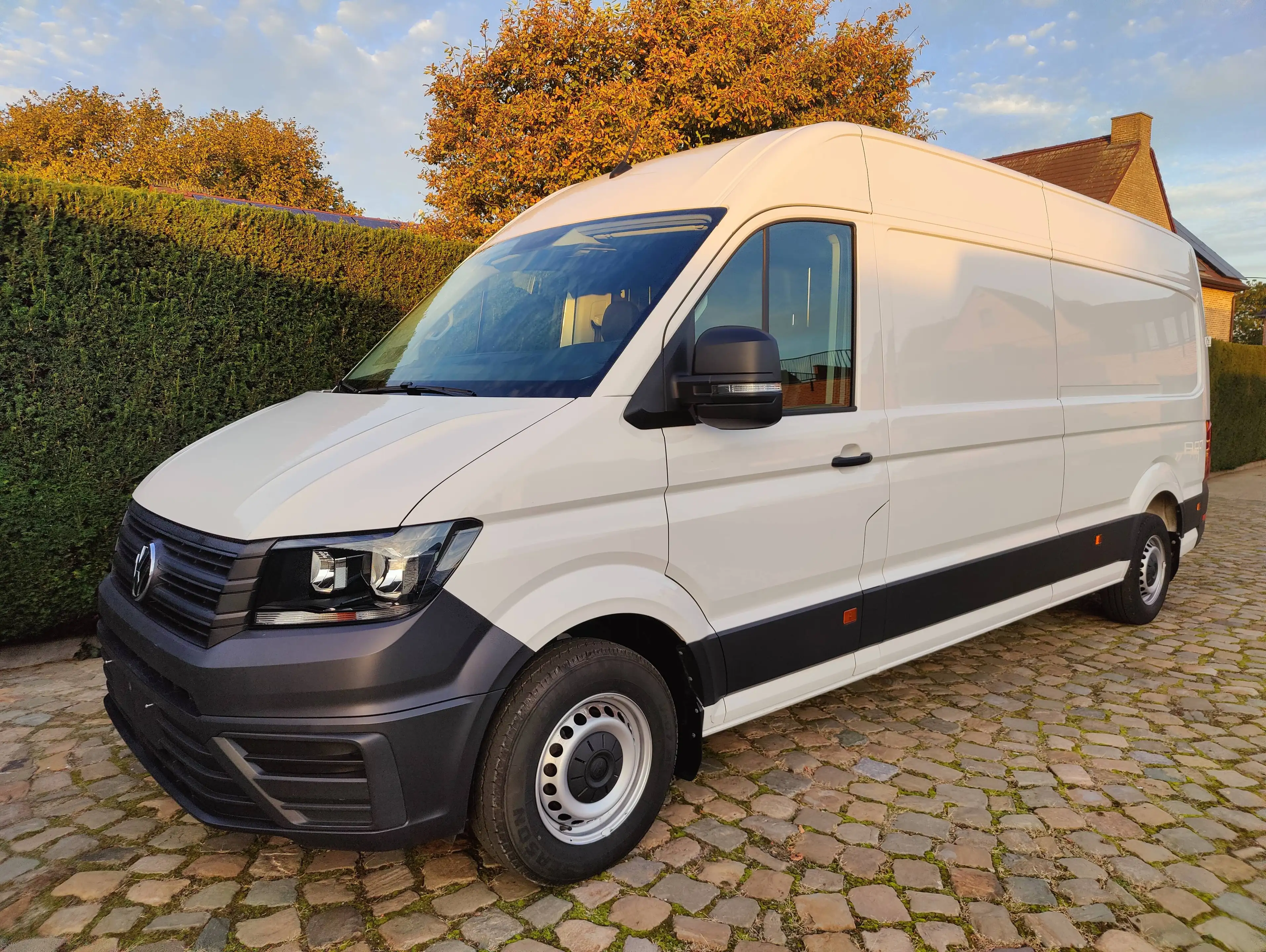 Volkswagen Crafter Crafter 2.0 CR TDi L4H3 Aut. — photo 3